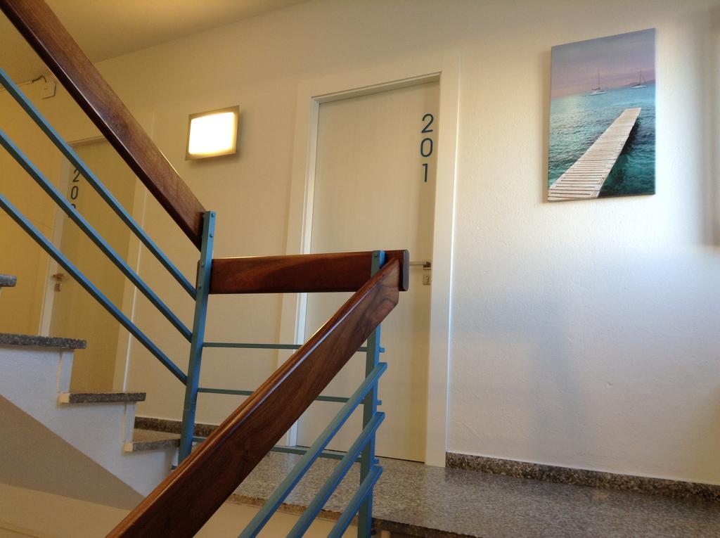 Hostal Pitiusa อิบิซาทาวน์ ภายนอก รูปภาพ