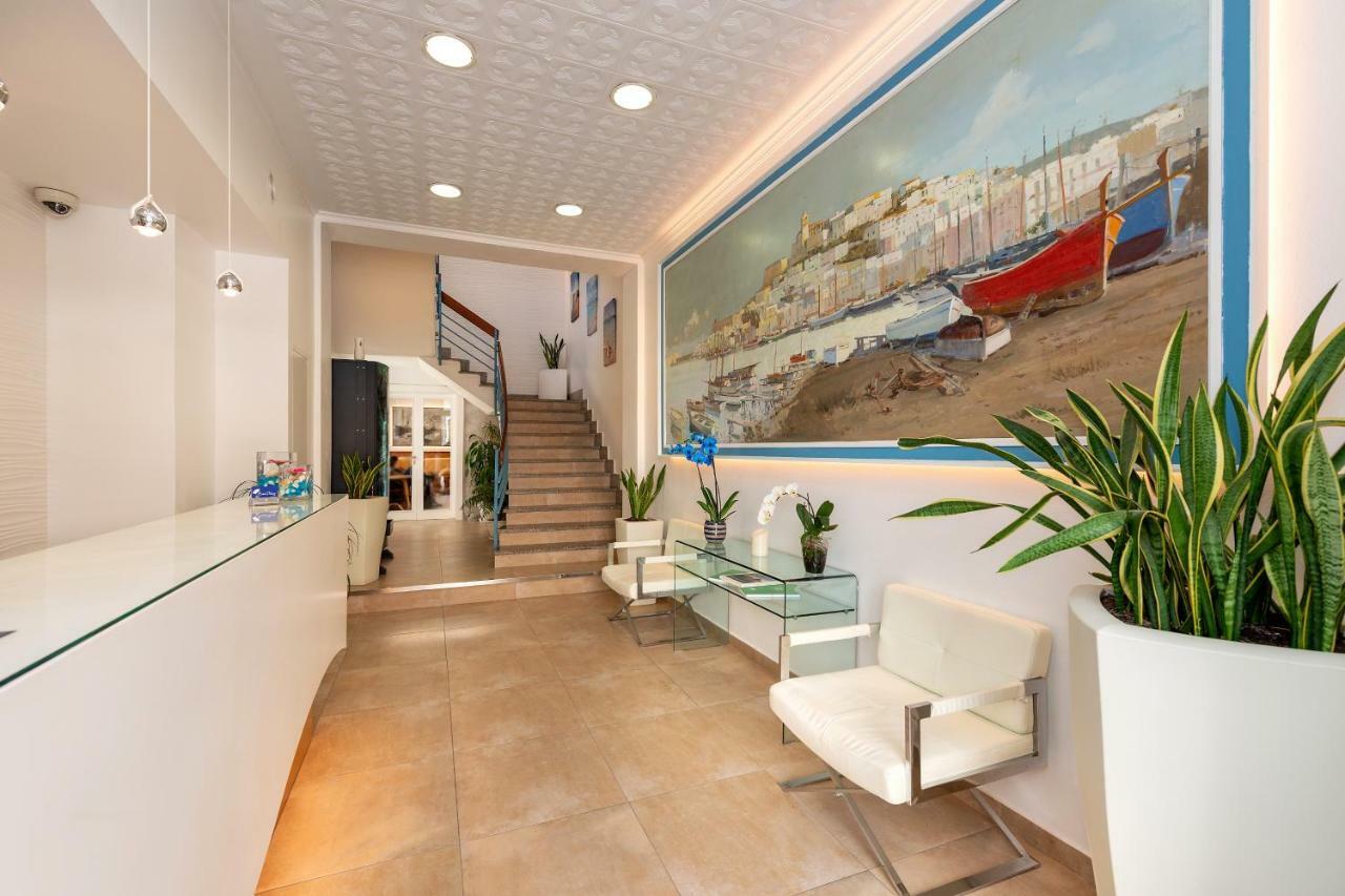 Hostal Pitiusa อิบิซาทาวน์ ภายนอก รูปภาพ