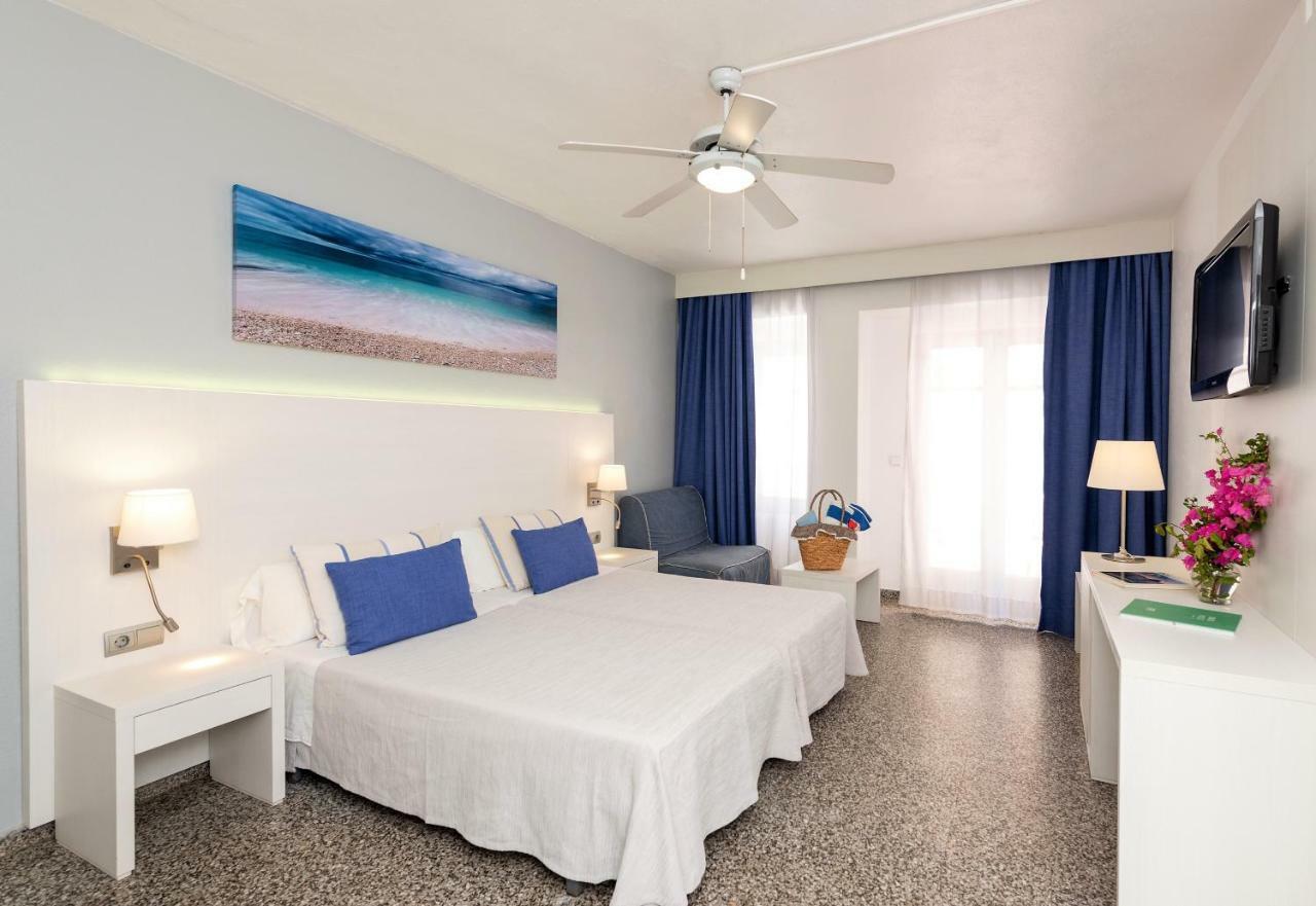 Hostal Pitiusa อิบิซาทาวน์ ภายนอก รูปภาพ
